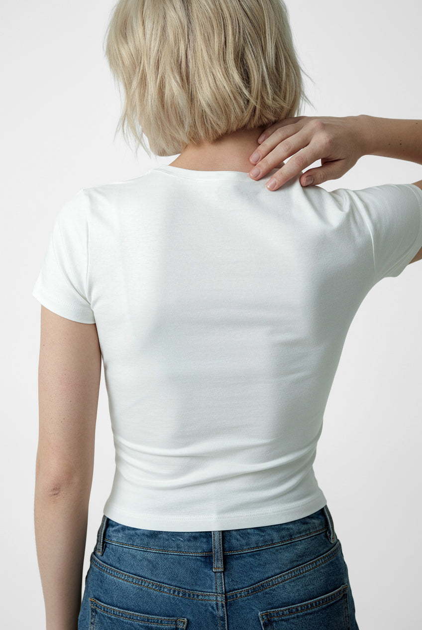 Kadın Beyaz Bisiklet Yaka Kısa Kollu Tişört Bluz