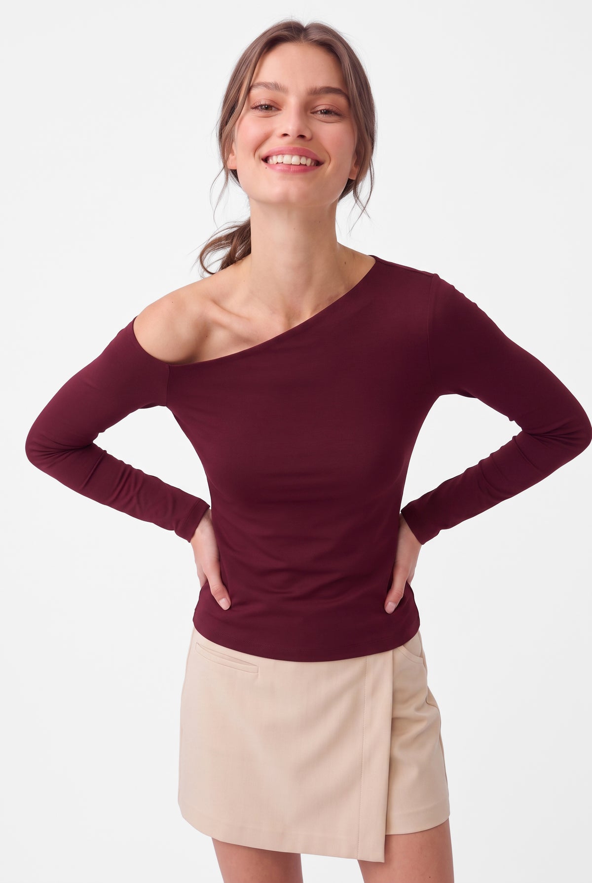 Kadın Bordo Asimetrik Yaka Uzun Kollu Premium Soft Modal Pamuk Bluz