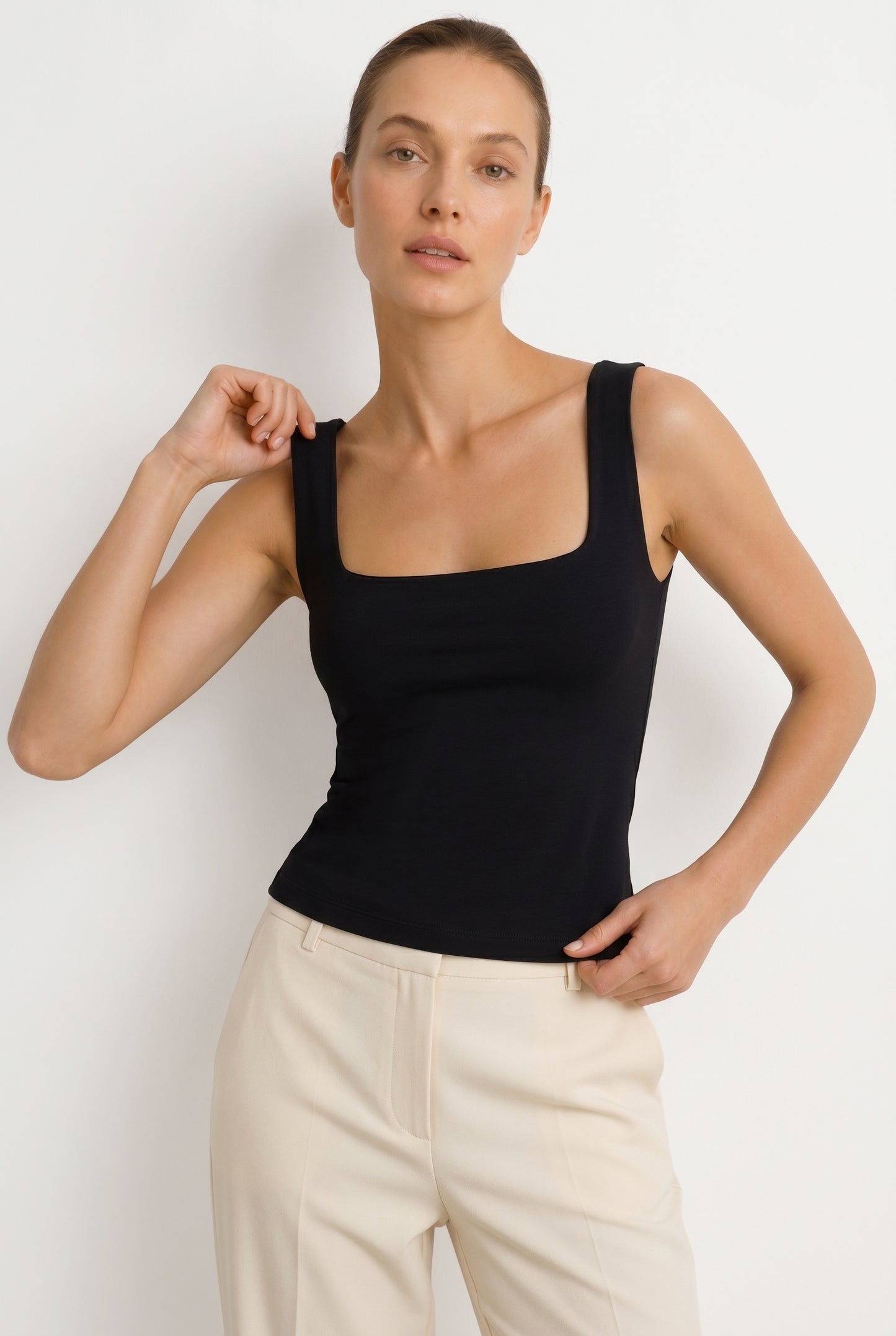 Siyah Ultra Premium Soft Modal Kare Yaka Askılı Body