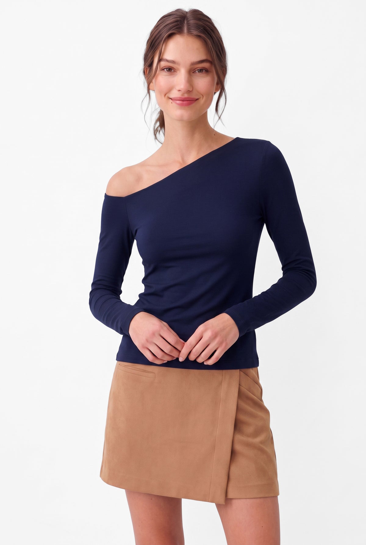 Kadın Lacivert Asimetrik Yaka Uzun Kollu Premium Soft Modal Pamuk Bluz