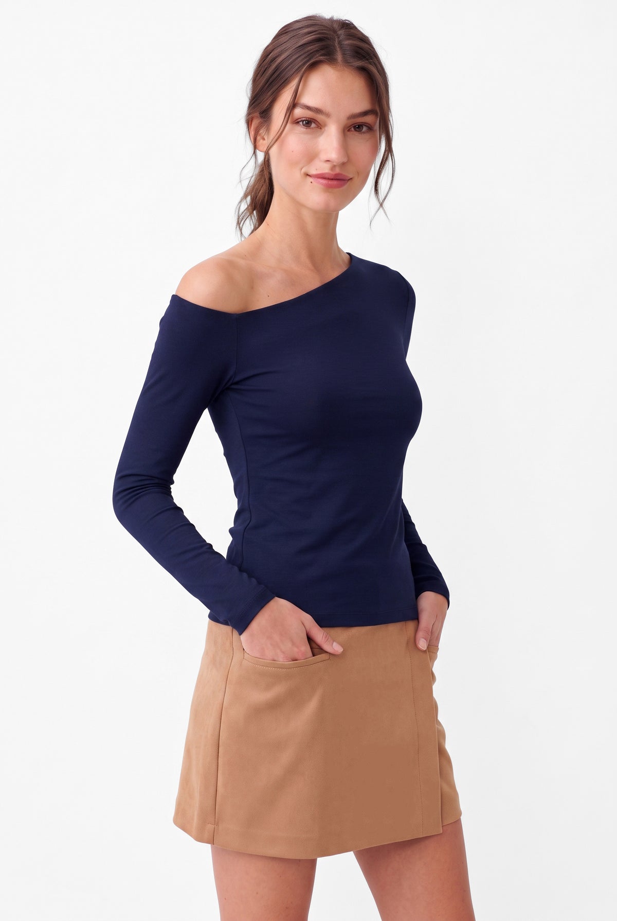 Kadın Lacivert Asimetrik Yaka Uzun Kollu Premium Soft Modal Pamuk Bluz